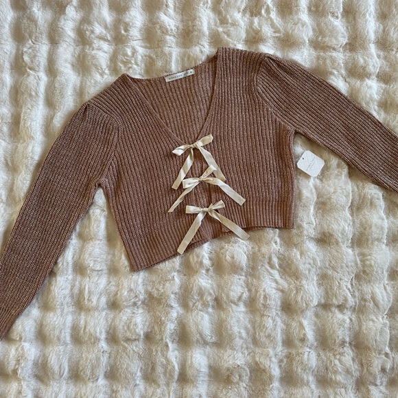 NWT ALTAR’D STATE Marla Bow Front Cardi - Picture 3 of 7